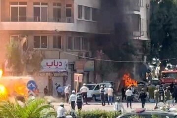 Registran varias explosiones en la capital de Siria durante la visita de Macron, quien se encuentra a salvo