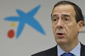 Caixabank gana 3.203 millones hasta junio, un 8,5% más, por el «fuerte dinamismo de la actividad comercial»