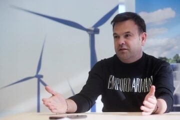 José Elías entra en una pelea quijotesca con un gigante energético finlandés para conquistar Escandinavia