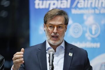 Delcy Rodríguez pone al frente de Exteriores a su hombre en Washington y aparta a un ministro del entorno de Maduro
