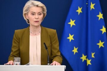 La UE invoca al pacto del año pasado con Trump para evitar más aranceles