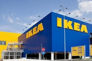 Acaba de llegar a Ikea el mueble recibidor con 3 cajones más barato: está disponible por 79,99 euros