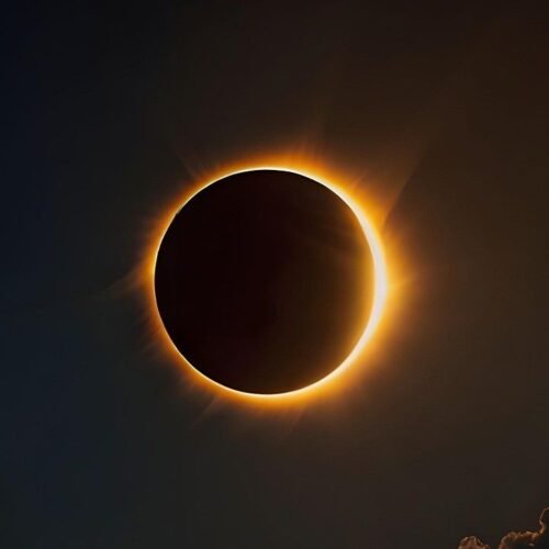Eclipse solar total 2026 en España, última hora en directo | A qué hora es, gafas homologadas y dónde verlo hoy