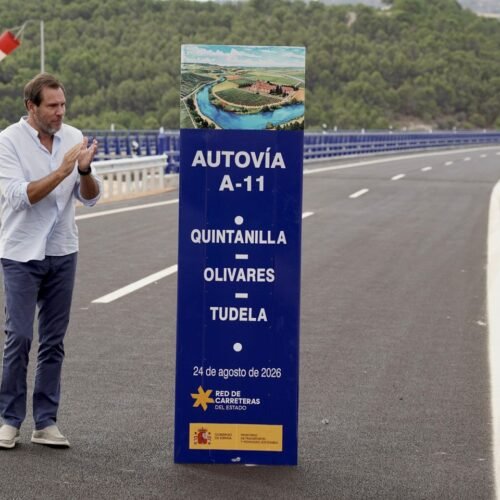 Puente inaugura dos tramos de la A-11 y anuncia que habrá 90 kilómetros abiertos en 2027: «Vertebra el territorio»