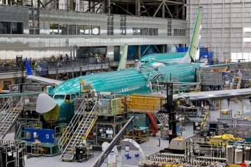 EE.UU. da luz verde a la certificación del Boeing 737 MAX tras una década de pruebas
