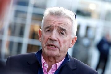 El CEO de Ryanair  llama «fracasado» a Puente y este le dice que vuele «a otro sitio» si no le gustan las tasas