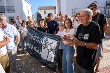 La patronal maderera contradice a Moreno sobre el incendio de Niebla: “El culpable no es el eucalipto, sino la clase política”