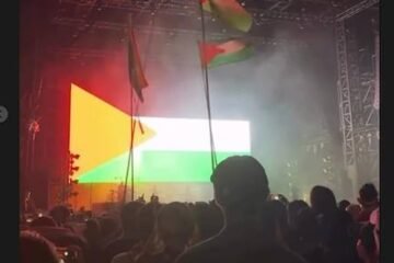 La banda Massive Attack, detenida en Singapur por ondear una bandera de Palestina en su concierto