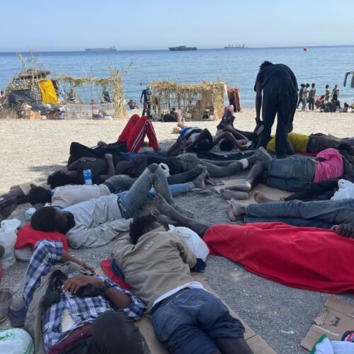 Última hora de la entrada de inmigrantes a Ceuta, en directo | Italia y Dinamarca rechazan “la inmigración descontrolada” y piden centros de deportación