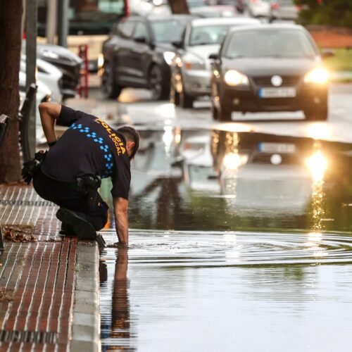 Una potente borrasca y una vaguada dejarán lluvias y tormentas en el norte y este peninsulares y Baleares