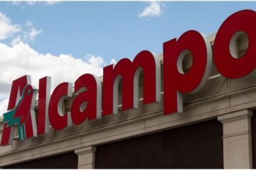Alcampo liquida el ventilador de techo con temporizador y luz LED: tiene 6 velocidades y cuesta 47,90€