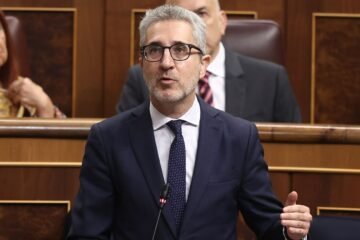 Oficial: Hacienda multará con 600 € a los autónomos que no declaren los Bizums recibidos en estos casos