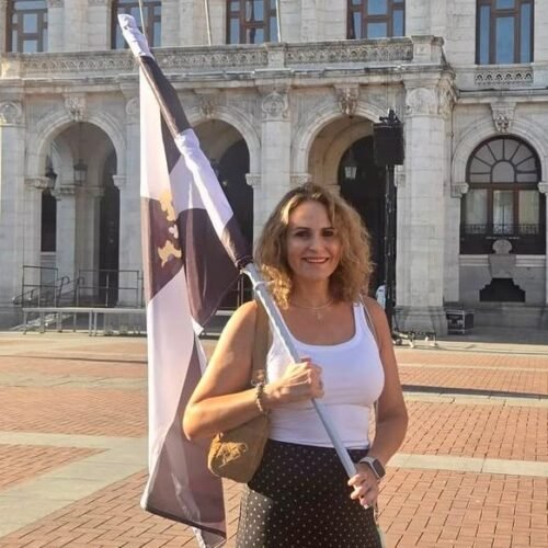 Elisa (48), vecina de Ceuta en Valladolid: “Pedro Sánchez quiere un centro de migrantes, sus calles son ya Marruecos”