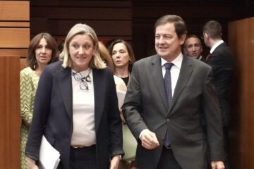 El pleno de las Cortes lleva a Castilla y León el pulso de PP y Vox con Sánchez: inmigración, financiación y vivienda