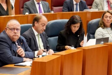 Pino confirma el adelanto este miércoles de 575 millones de la PAC y estudia «otras vías» de ayudas al campo