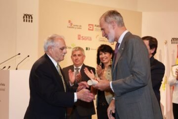 Felipe VI ensalza la labor del hispanismo durante la entrega del Premio Duques de Soria: «Nos lleva a conocernos mejor»