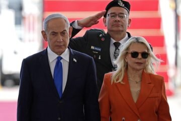 Netanyahu pelea por mantener unido a su bloque antes de las elecciones