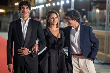 ‘La bola negra’ gana el Premio del Público en el Festival de Cine de San Sebastián