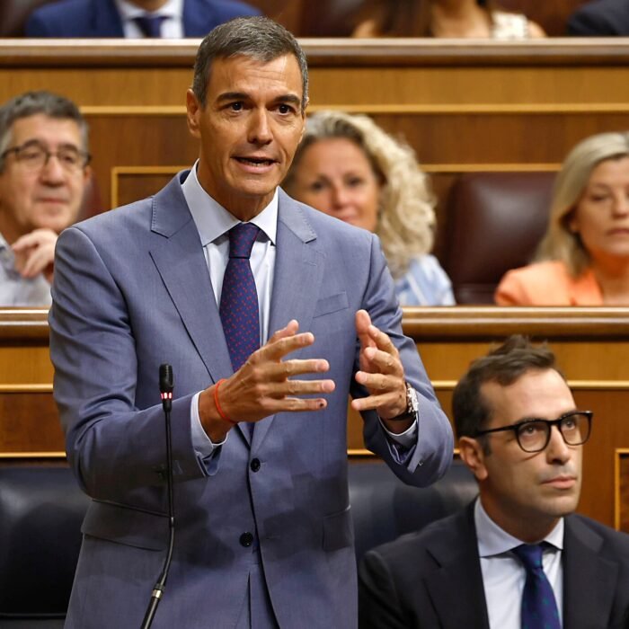 Crisis en Ceuta y actualidad política, en directo | Sánchez y Feijóo se acusan mutuamente de “cronificar” la crisis de Ceuta