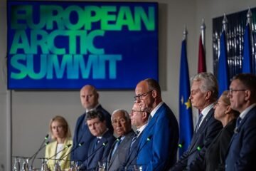 La UE se coordina para proteger el Ártico tanto de Putin como de Trump