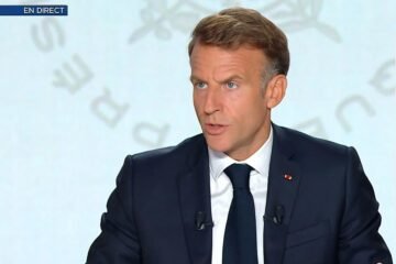 Macron anuncia el envío de soldados y misiles franceses para proteger el principal oleoducto de Arabia Saudí