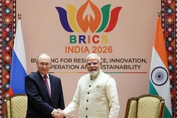 Putin sale de su aislamiento en la cumbre de los BRICS en la India