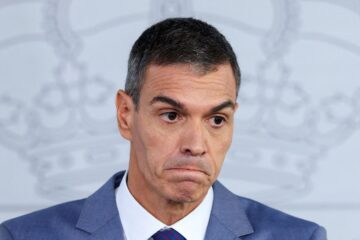 El Gobierno confirma 3 días de luto oficial en España por el accidente de tren: qué implica y cómo afecta a los ciudadanos