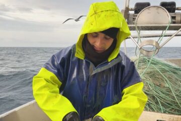 Mark, pescador: «Salir a navegar en España cuesta 100 euros en gasoil por jornada, hace nada eran 50 euros por día»