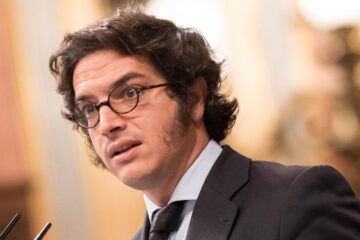 José María Figaredo (Vox) rinde cuentas sobre su patrimonio: 2 viviendas, sueldo público de 129.905 € y una nave industrial