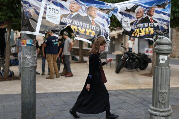 Netanyahu resiste en las urnas y la oposición se divide ante el pacto con los árabes