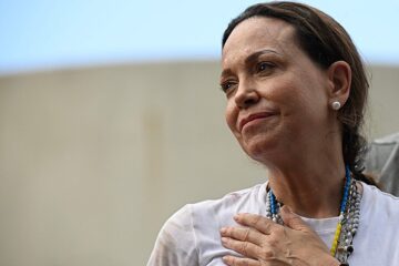 Sigue en directo la rueda de prensa de María Corina Machado tras su llegada a Venezuela