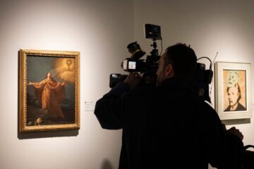 La galería Artur Ramon celebra 100 años con una exposición que incluye obras de más de un millón de euros
