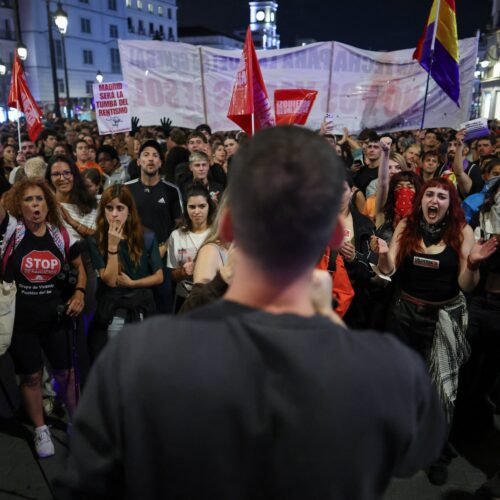 Votación de los decretos de vivienda y las acampadas – 2 de octubre | El Sindicato de Inquilinas seguirá en Sol: “Nuestra presencia será menor, pero no vamos a desaparecer”