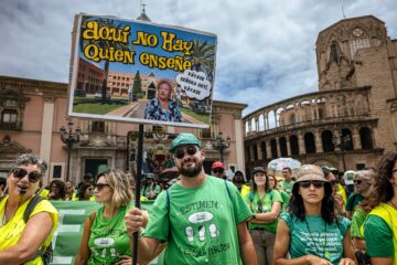 STEPV, CC OO y UGT advierten a Educación que volverán a movilizarse en la Comunidad Valenciana si no negocia
