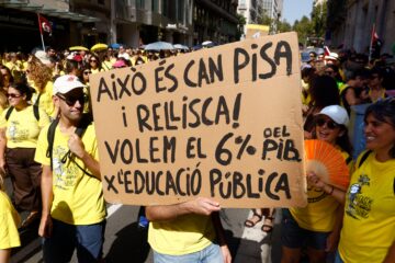 La Asamblea Educativa acuerda hacer huelga el 26 de noviembre y seguir con los paros