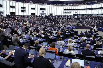Gana hasta 1.889 euros al mes con estas becas del Parlamento Europeo: requisitos, plazos y perfiles profesionales