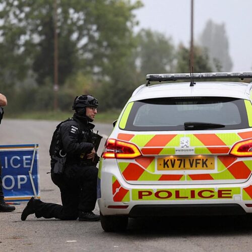 Tres furgonetas, sin explosivos y la llamada de un sospechoso, las incógnitas del supuesto atentado contra RAF Fairford